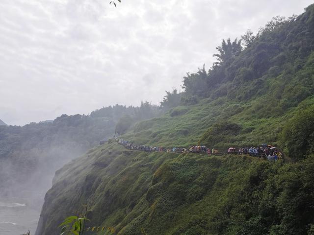 黄果树瀑布，壮观之旅的必游景点